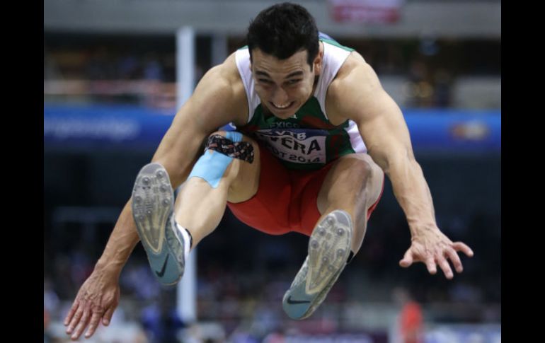 Rivera, tercero el año pasado en el salto largo del mundial al aire libre en Moscú, terminó séptimo entre los ocho finalistas. AP /