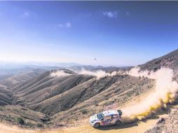 Caminos de Guanajuato. El piloto francés Sebastien Ogier fue el más rápido este sábado por los desafiantes vías del Rally. MEXSPORT /