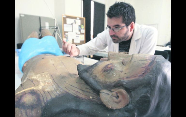 Labor de restauración. La escuela ha tenido casi 300 alumnos durante sus 14 años de trabajo.  /