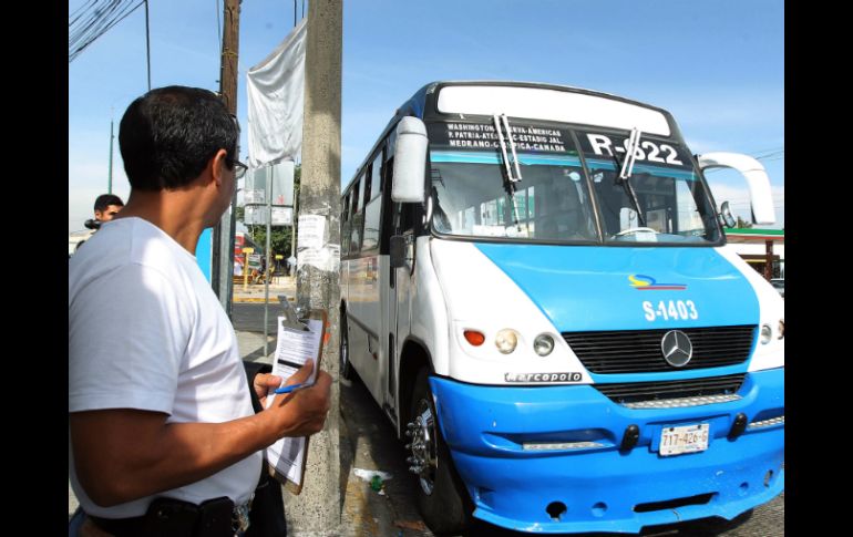 Después del accidente en Prepa 10, conductores de unidades han estado alertas a chequeos. ARCHIVO /