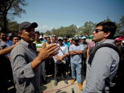 Trabajadores abren los tres accesos del puerto industrial de Ciudad del Carmen. SUN /