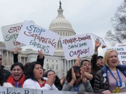 '¿Cómo puede ser (Obama) 'campeón de la reforma migratoria' cuando está deportando a quien se beneficia de ella?', increpa activista. EFE /