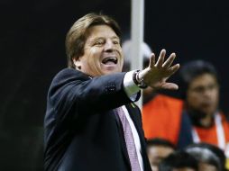 Miguel Herrera tendrá continuidad automática si se logra una buena Copa del Mundo. EFE /