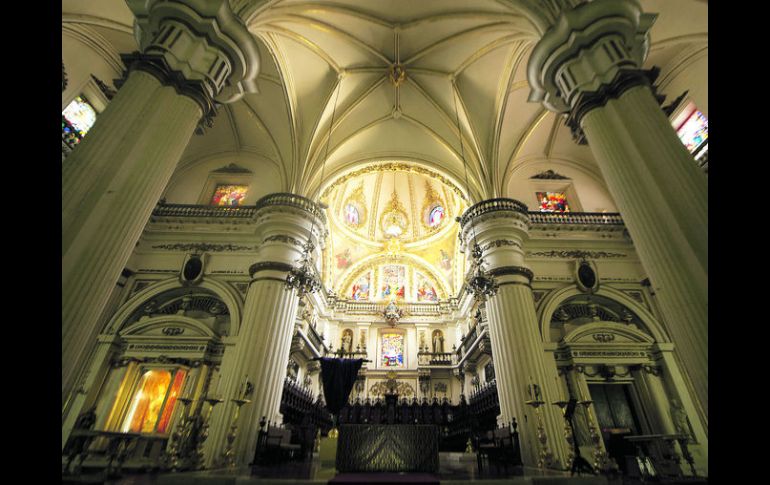 Catedral metropolitana. Actualmente la Arquidiócesis de Guadalajara paga alrededor de 20 mil pesos mensuales por energía eléctrica.  /