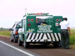 En el número telefónico gratuito 078, personal de los Ángeles Verdes recibe reportes de auxilio vial las 24 horas del día. ARCHIVO /