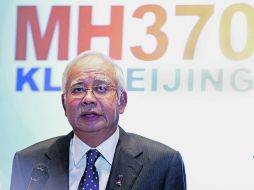 Najib Razak, primer ministro de Malasia, indicó: ''Evidentemente la búsqueda del avión del vuelo MH370 ha ingresado en una nueva fase'' AP /