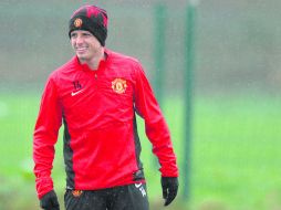 Preparado. El tapatío Javier “Chicharito” Hernández podría participar hoy en Old Trafford. AFP /