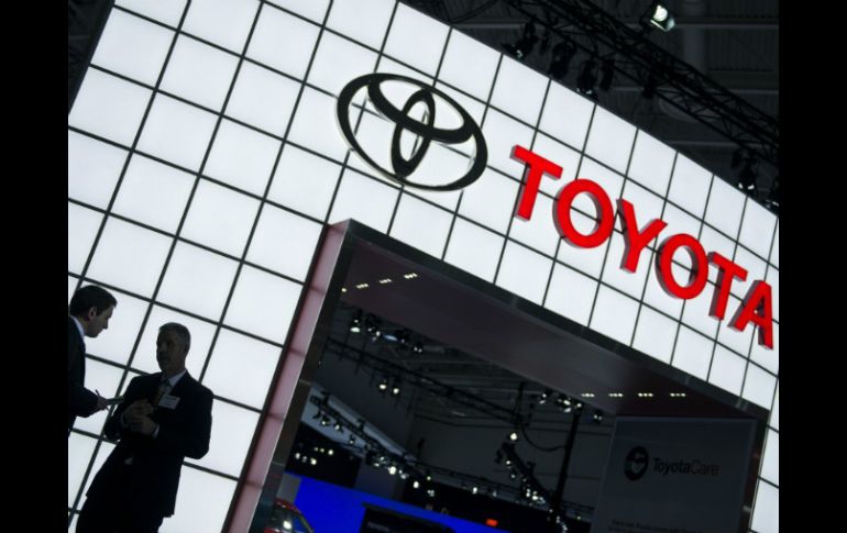 El acuerdo incluye que Toyota ''admitirá totalmente'' su responsabilidad y pagará una multa financiera de mil 200 MDD. AFP /