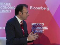 Luis Videgaray, durante su intervención en el Foro Bloomberg. Foto: @DanDoctoroff. ESPECIAL /