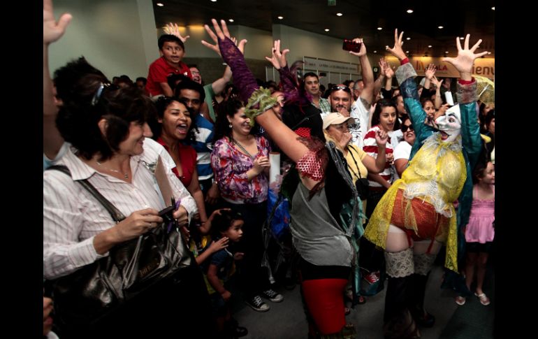 México ocupa el puesto 16 de los países más felices del mundo. ARCHIVO /