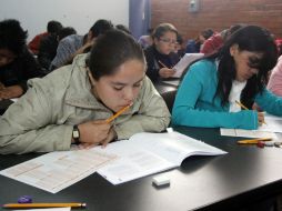 La aplicación de un examen único garantizaría tener una mayor cobertura. ARCHIVO /