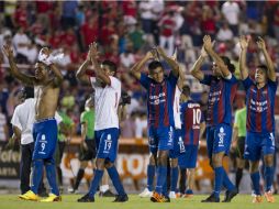 Los jugadores del Atlante celebran su triunfo en juego correspondiente al cierre de la fecha doce. MEXSPORT /