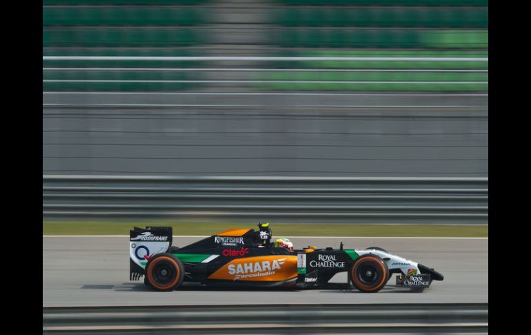 El piloto mexicano,Sergio 'Checo' Pérez, rodó 25 vueltas y puso su mejor tiempo en 1:41.671 AFP /