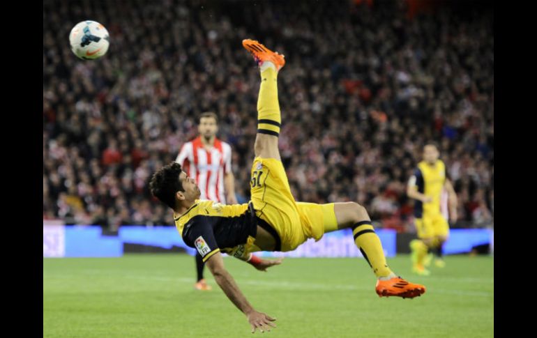 Diego Costa consolido hoy el liderato dando un verdadero recital en San Mamés. AP /