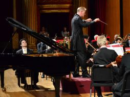 Vázquez interpretó al lado de la OFJ el 'Concierto para piano No. 4 en Sol Menor, Opus 40'.  /