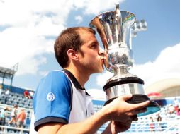 Gilles Muller, deja fuera al subcampeón, pasa por encima de los mejores ranqueados del certamen, y triunfa en el Jalisco Open.  /