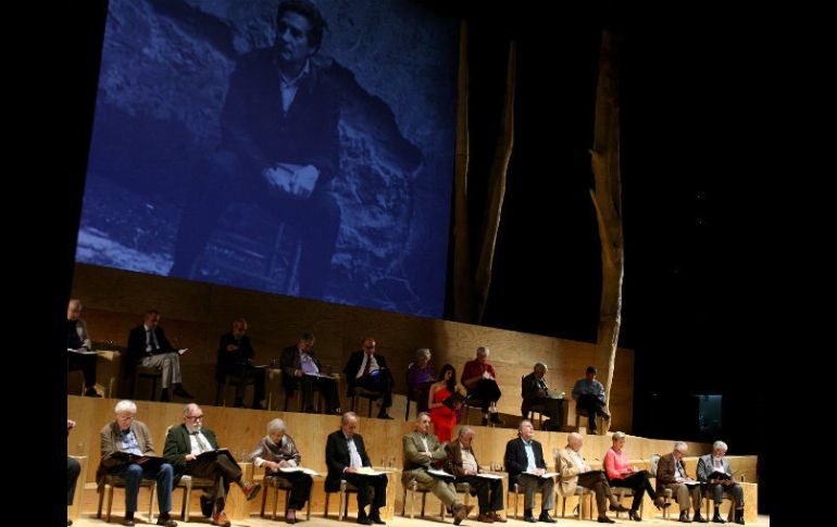 Jorge Edwards dijo que el ensayista fue la imaginación crítica, la palabra libertad, la poesía como visión, revisión y descubrimiento. EFE /