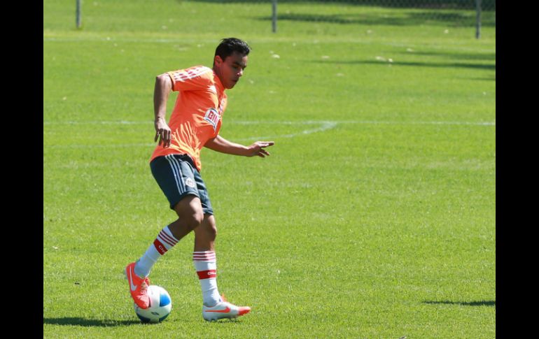 Omar Bravo ya está listo para jugar el próximo fin de semana ante el Pachuca.  /