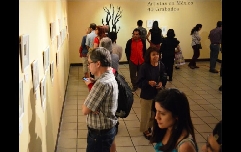 Exposición en el Mupag de los grabados que ilustran las portadas de cada uno de los tomos de la colección.  /