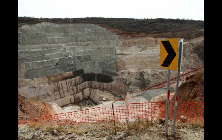 Llegando a 80 metros la obra tendría que detenerse para hacer el ajuste del proyecto. ARCHIVO /