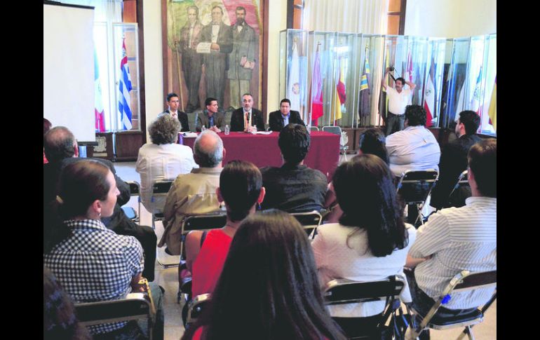 Martín Almádez, Eduardo René Arce Ruelas, Salvador Caro y Ricardo Duarte se reunieron en pro de la cultura.  /