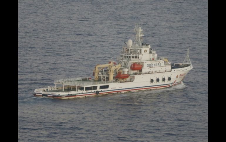 El barco Haixun 01 detecta una ''señal de pulsos'' de una caja negra en el sur del Océano Índico. AFP /