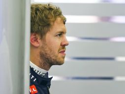 Vettel, fuera de los diez mejores por segunda vez esta campaña. EFE /