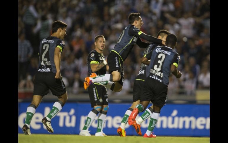 Con este resultado, Santos llegó a 21 puntos. MEXSPORT /