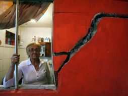 Mil 246 viviendas han sido declaradas con daños graves e irreparables, en las regiones Arica, Parinacota y Tarapacá, tras el terremoto. AFP /