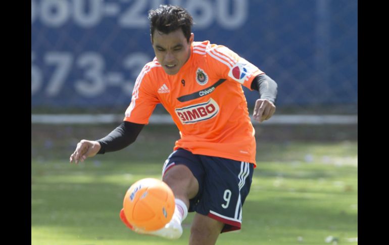 Omar regresaría a las canchas tras recibir el alta médica. MEXSPORT /