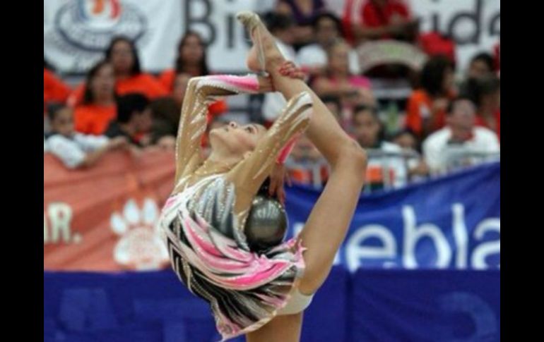 La gimnasta participará  en el evento deportivo celebrado en Italia del 11 al 13 de abril. ESPECIAL /