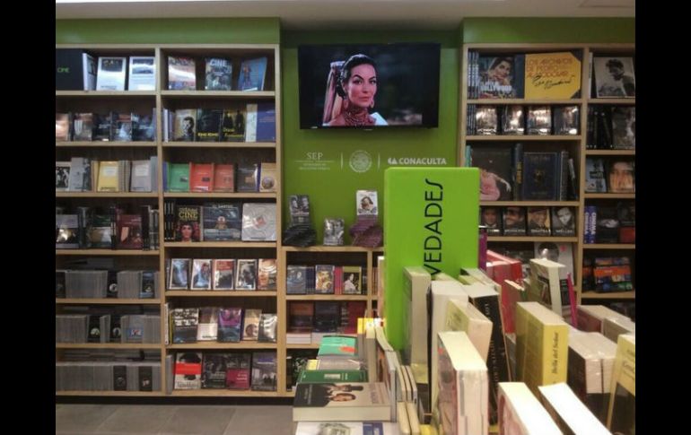 El complejo lleva el nombre de la actriz en conmemoración por el centenario de su nacimiento. Foto: @LibreriasEducal. ESPECIAL /