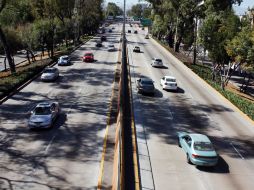 Aconsejan a las personas que van a viajar, verificar el estado de su automóvil. ARCHIVO /