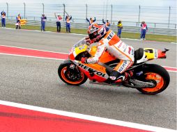 Márquez arrasó en su circuito talismán, al ganar claramente por delante de Repsol Honda Dani Pedrosa. EFE /