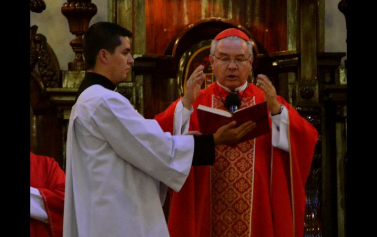 'El más importante de esta semana mayor es Jesucristo', aseveró el arzobispo de Guadalajara, durante la misa de Domingo de Ramos.  /