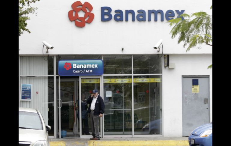 La CNBV afirman que a pesar del impacto del nuevo presunto fraude, la capitalización de Banamex es adecuada. ARCHIVO /