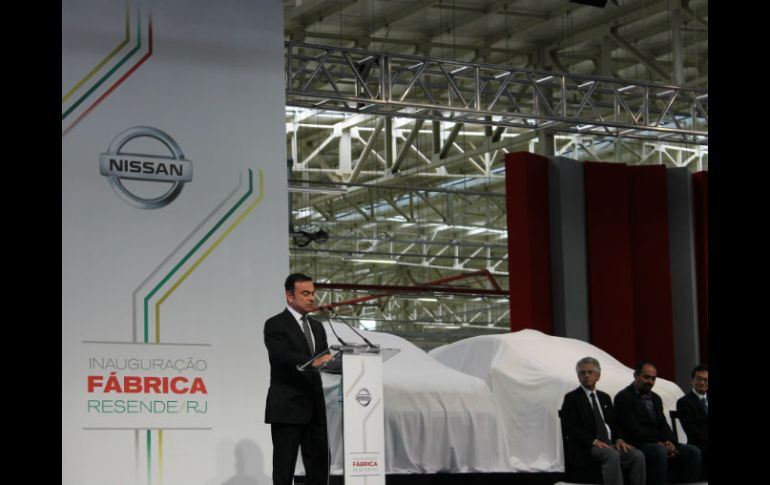 El Jefe Ejecutivo de la Alianza Renault-Nissan, Carlos Ghosn inagurando la manofacturera que generará mil 500 empleos.  /