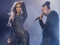 Durante el cierre de la gira de Beyoncé y Jay Z, ambos subieron juntos al escenario. ESPECIAL /