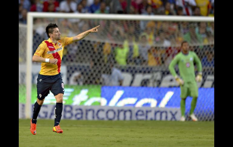 El chileno Héctor Mancilla celebra su anotación. MEXSPORT /