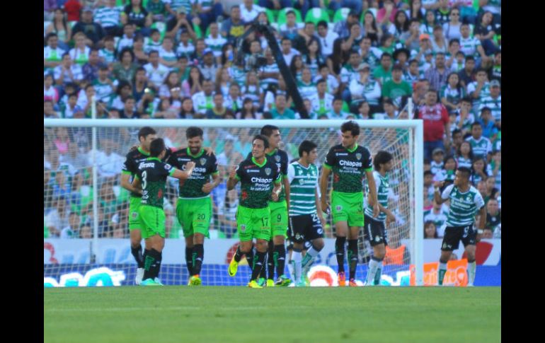 Los jugadores de Chiapas celebran su victoria. MEXSPORT /