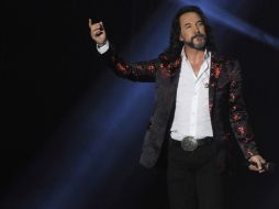 'El Buki' ha vendido más de 20 millones de discos. ARCHIVO /