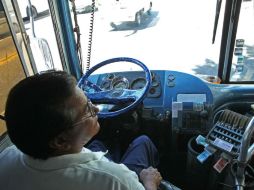 Buscan asesorar a los conductores del transporte público respecto al nuevo esquema de labores. ARCHIVO /