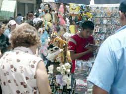 Señalan que el Estado tiene el reto de enfrentar la informalidad. ARCHIVO /