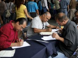 Por cada plaza existen hasta ahora cuatro candidatos que se disputan un empleo. ARCHIVO /