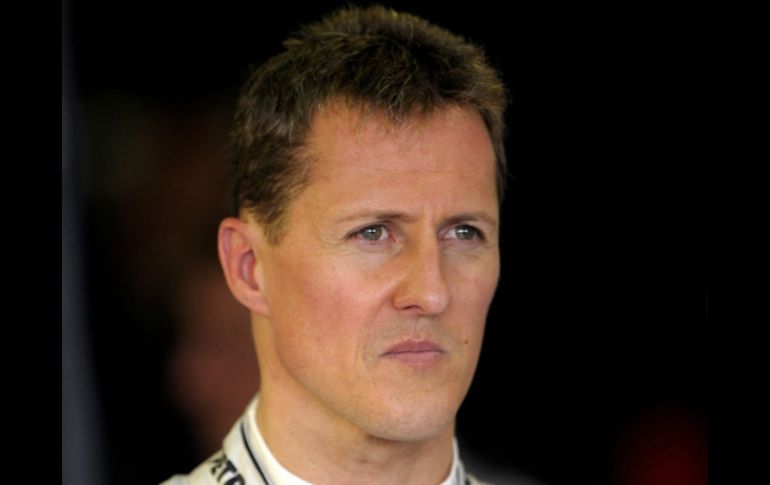 La noticia sobre la supuesta recuperación de Schumacher hace eco en redes sociales. ARCHIVO /