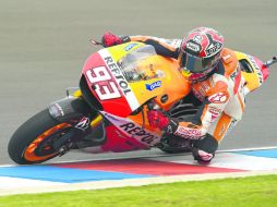 El joven piloto continúa impresionando en apenas su segunda temporada en la categoría reina del motociclismo. AFP /