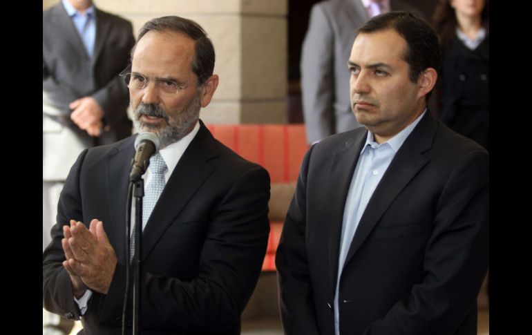 Gustavo Madero y Ernesto Cordero, los candidatos a la presidencia nacional del PAN. ARCHIVO /