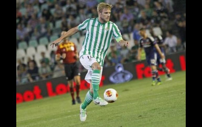 Imagen de Damien Perquis, de Real Betis, cuyo equipo desciende a la Segunda división de la liga española. Foto: @RBetisOficial. ESPECIAL /