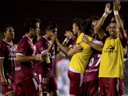 El equipo de Estudiantes Tecos celebra su victoria en el Estadio 3 de Marzo. MEXSPORT /