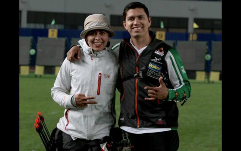 Serrano y Román jugaron en la final de la Copa del Mundo de Tiro con Arco en Shanghái. ESPECIAL /